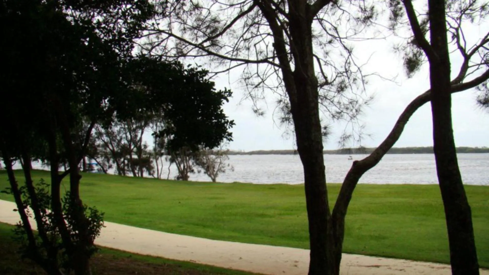 Windbourne Unit 8 Apartment Golden Beach 0*,  Australia